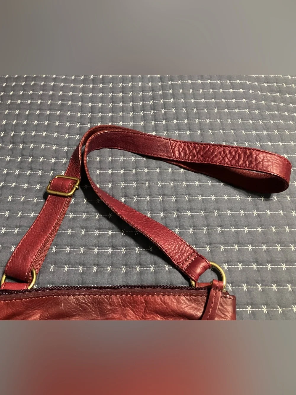 Fossil genuine leather